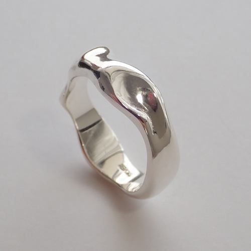 Flow ring .chubby silver925