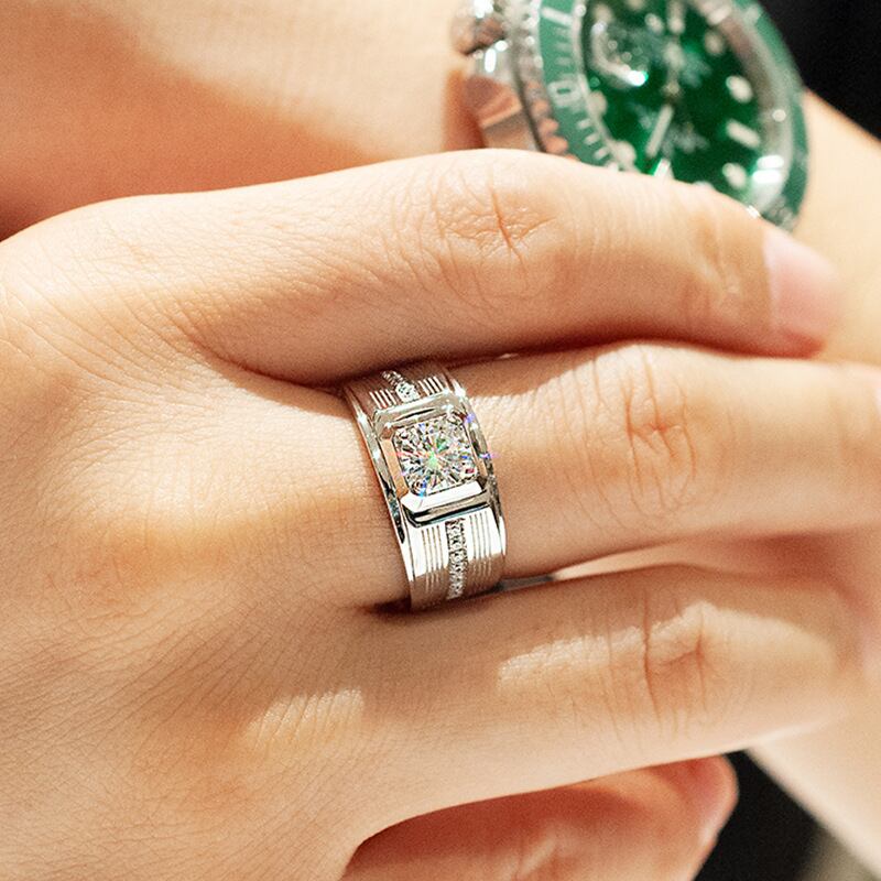 PT ダイヤモンド リング 0.10CT PT ダイヤモンド リング 0.10CT