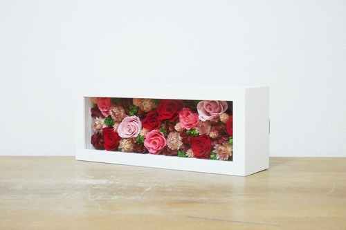 Framed preserved flower arrangement*Red×Pink wide (フレーム入りアレンジメント＊プリザーブドフラワー＊横長赤×ピンク)