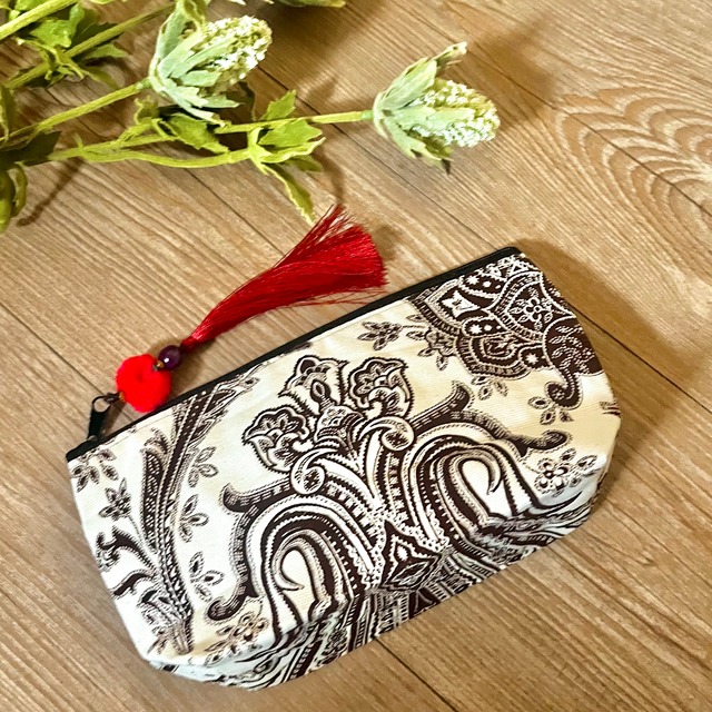 コスメポーチS❤️ホワイトブラウン×ディープレッドタッセルタッセル