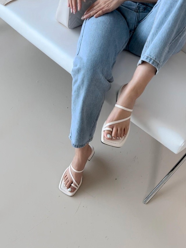 Asymmetric Strap Square Toe Sandals