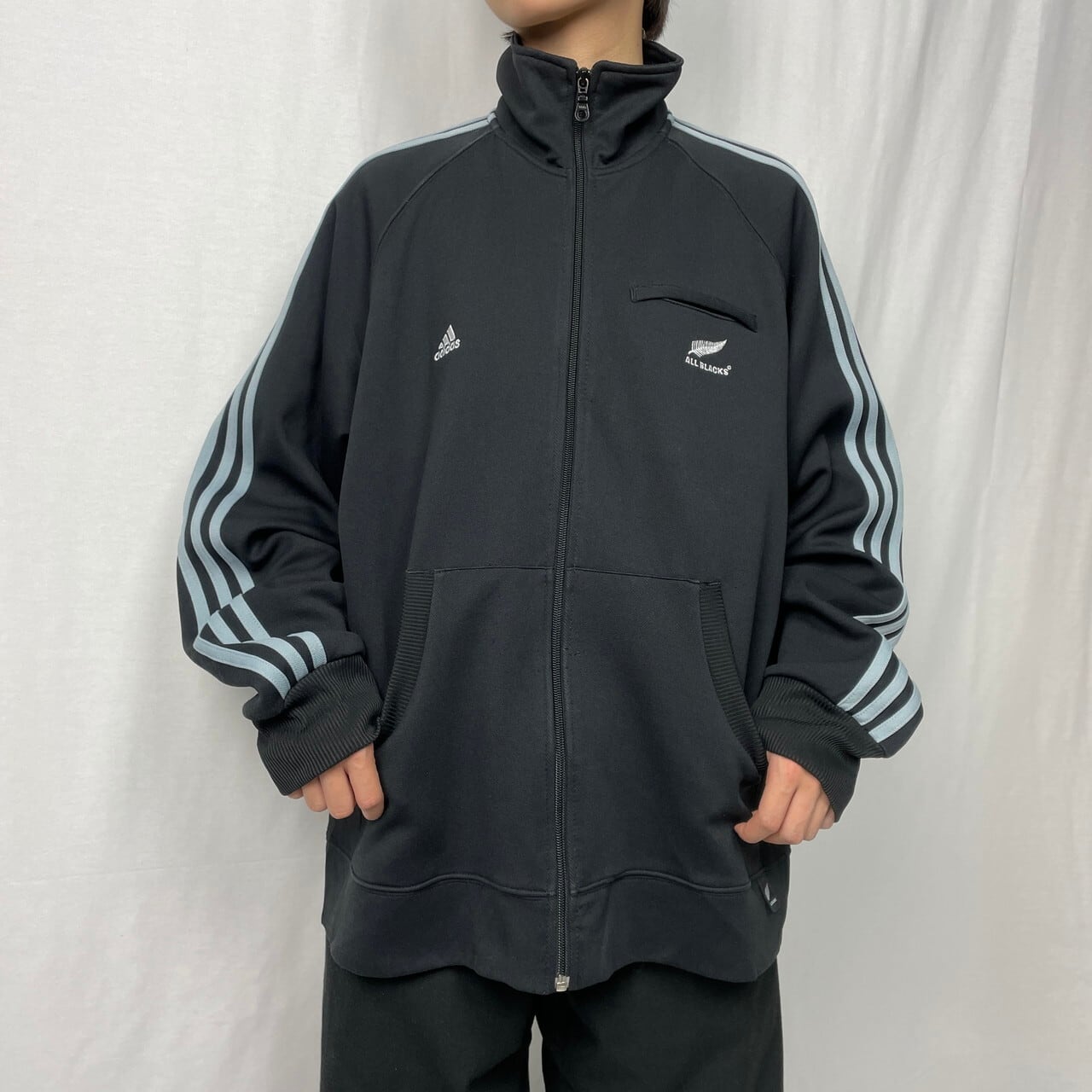 00年代 adidas ALL BLACKS アディダス オールブラックス パフォーマンスロゴ ジャージ トラックジャケット メンズXL 古着  サイドライン ラグランスリーブ ブラック 黒色 【ジャージ・トラックジャケット】 | cave 古着屋【公式】古着通販サイト