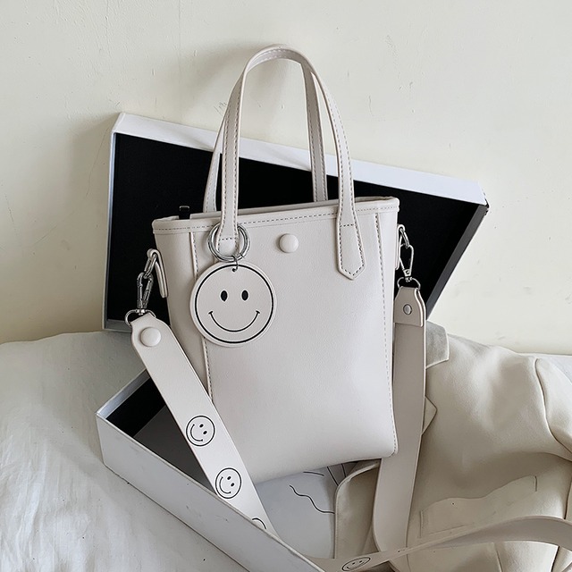 小さなバッグ女性バッグ2020夏の新しいトレンディな野生のショルダーメッセンジャーバッグinsネット赤ファッションバケットバッグ Tiancai_Wing_Bag5508937