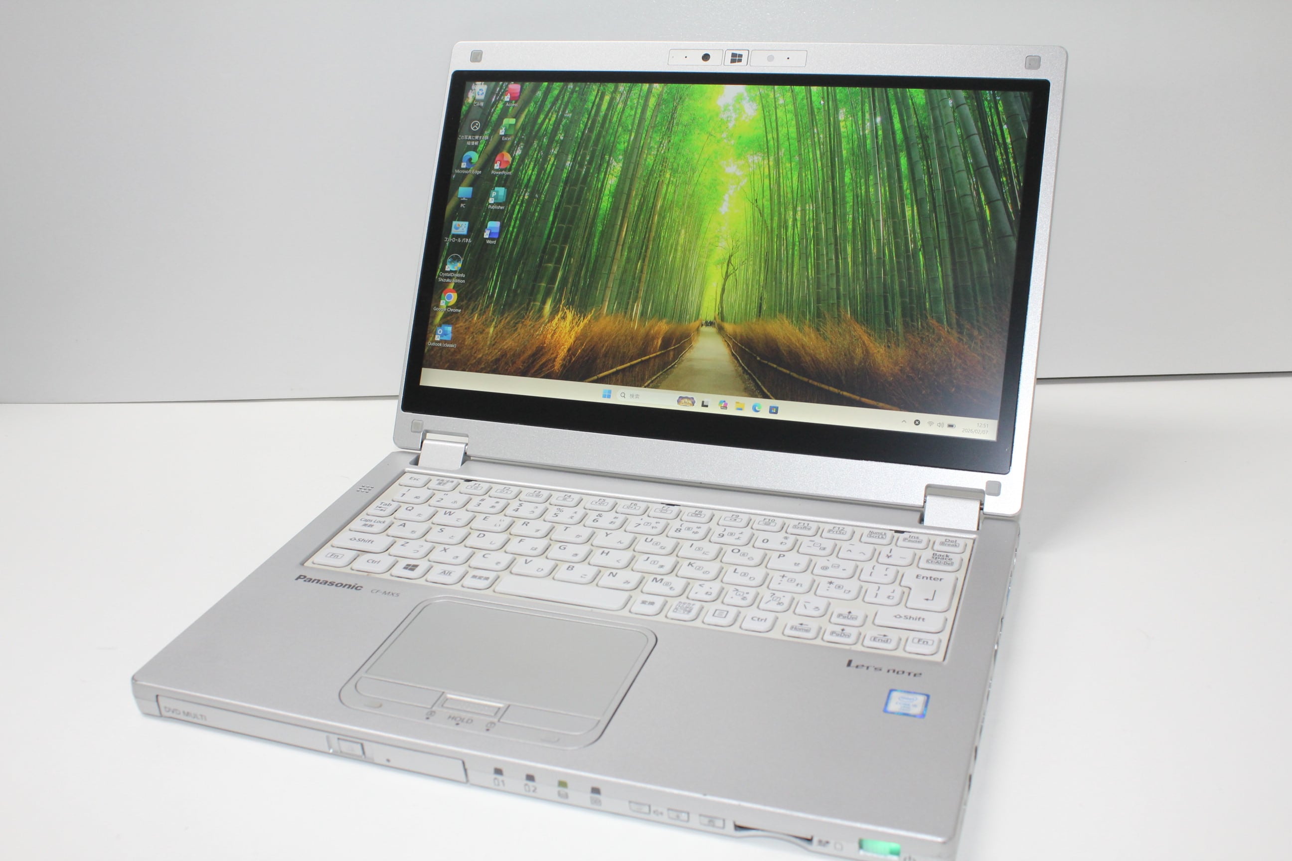 中古ノートPC】東芝〈dynabook T75/AW〉Intel Core i7/SSD512GB/メモリ