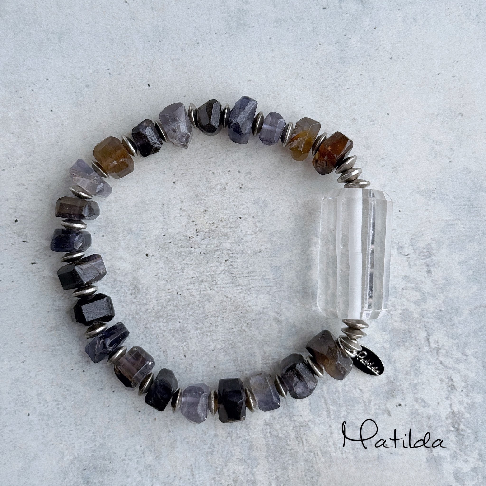 bicolor bracelet(アイオライト×クォーツ)