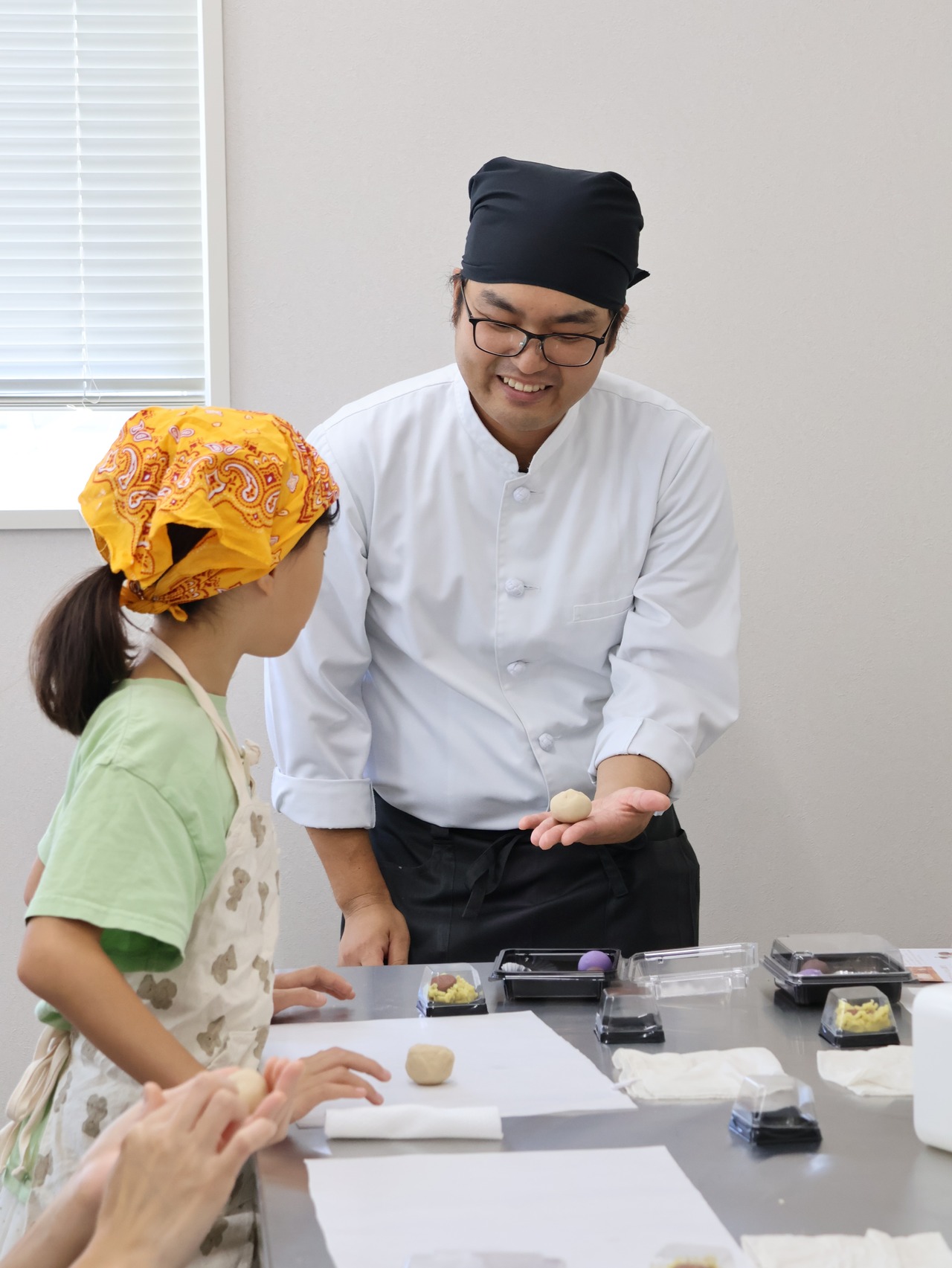 親子和菓子教室『季節の上生菓子2種類』　8月22日(土)10：00～11：15