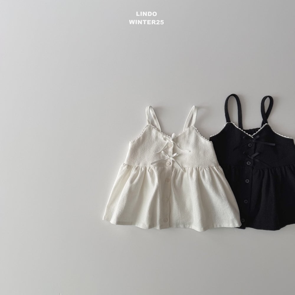 【予約商品】 flounced strap blouse