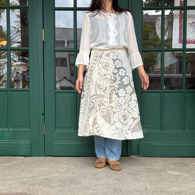 Antique Lace Wrap Skirt (Brown &Cream)