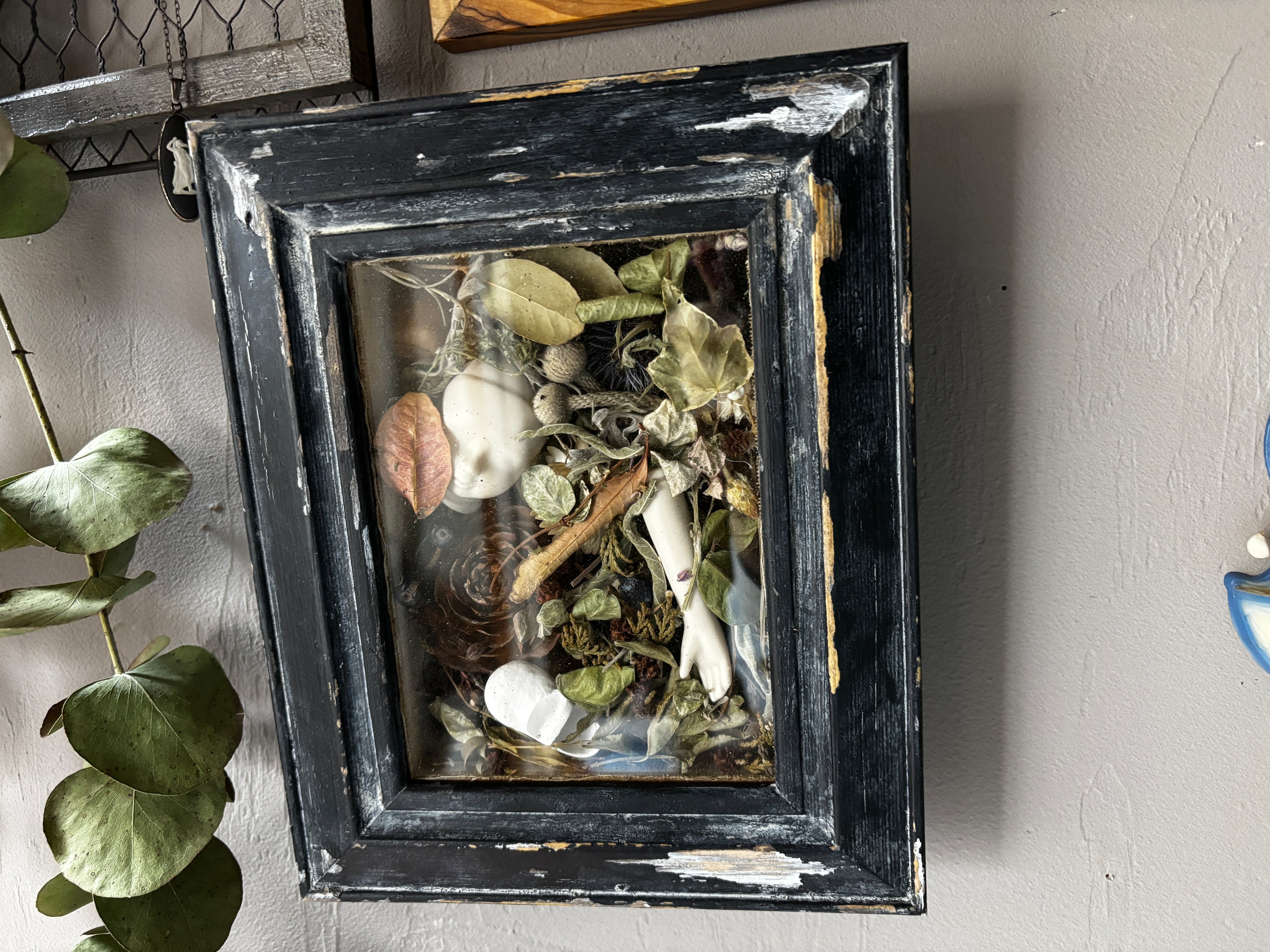 エイジング塗装額縁 お人形の森 | knots