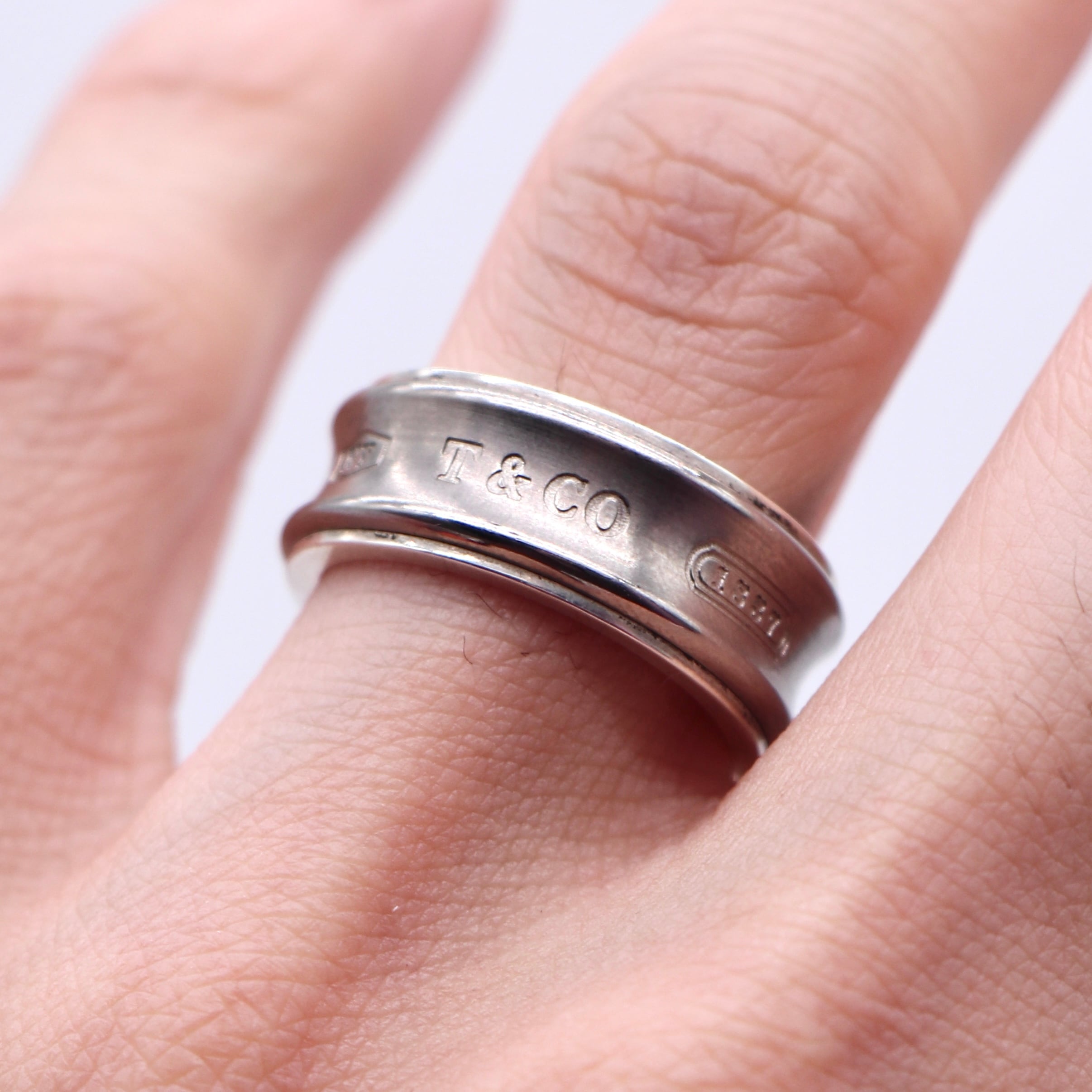 Tiffany&Co. 約10号 シグネチャー コンビ リング シルバー925 Tiffany&Co. 約10号 シグネチャー コンビ リング シルバー925