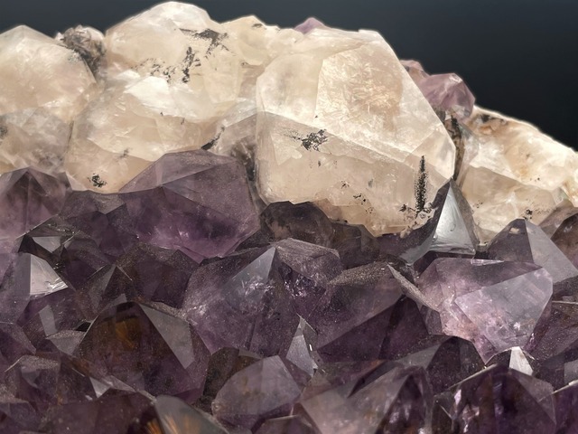 クラスター（カコクセナイトインアメジスト）