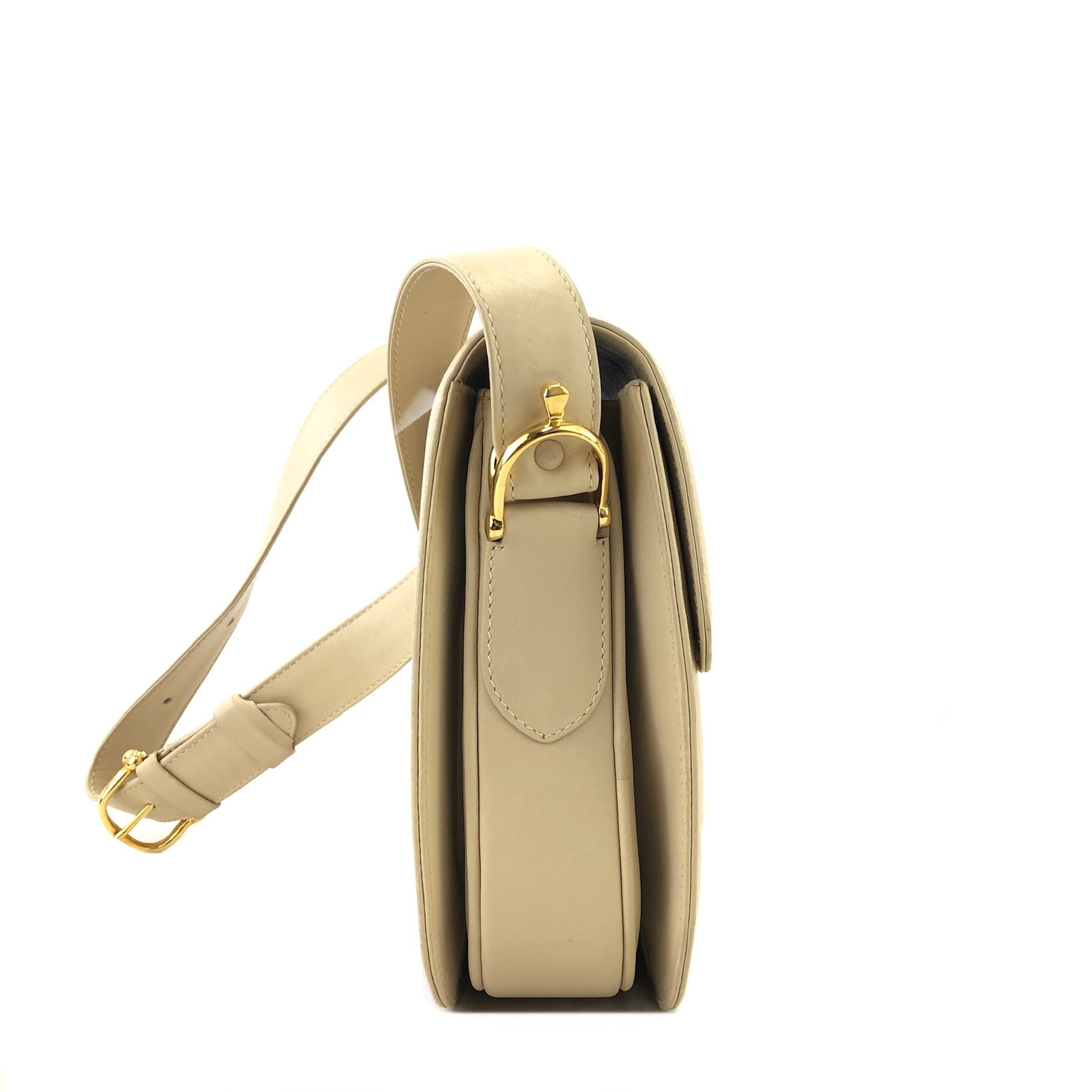 CELINE セリーヌ ホースキャリッジ 馬車金具 レザー ショルダー CELINE セリーヌ ホースキャリッジ 馬車金具 レザー ショルダー