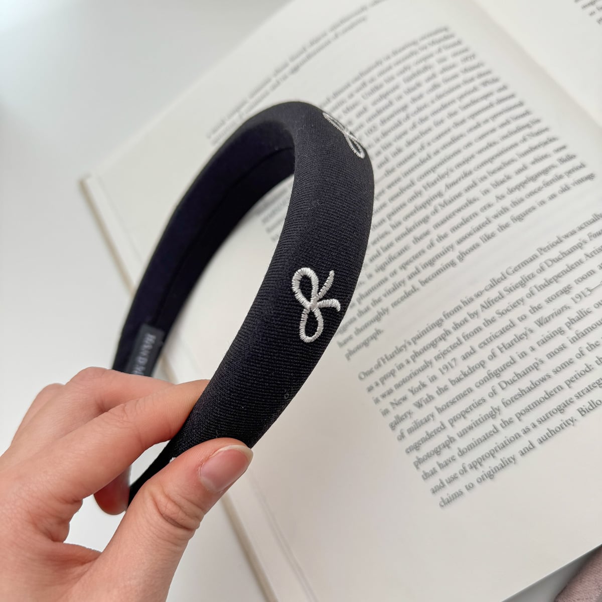 リボン刺繍カチューシャ