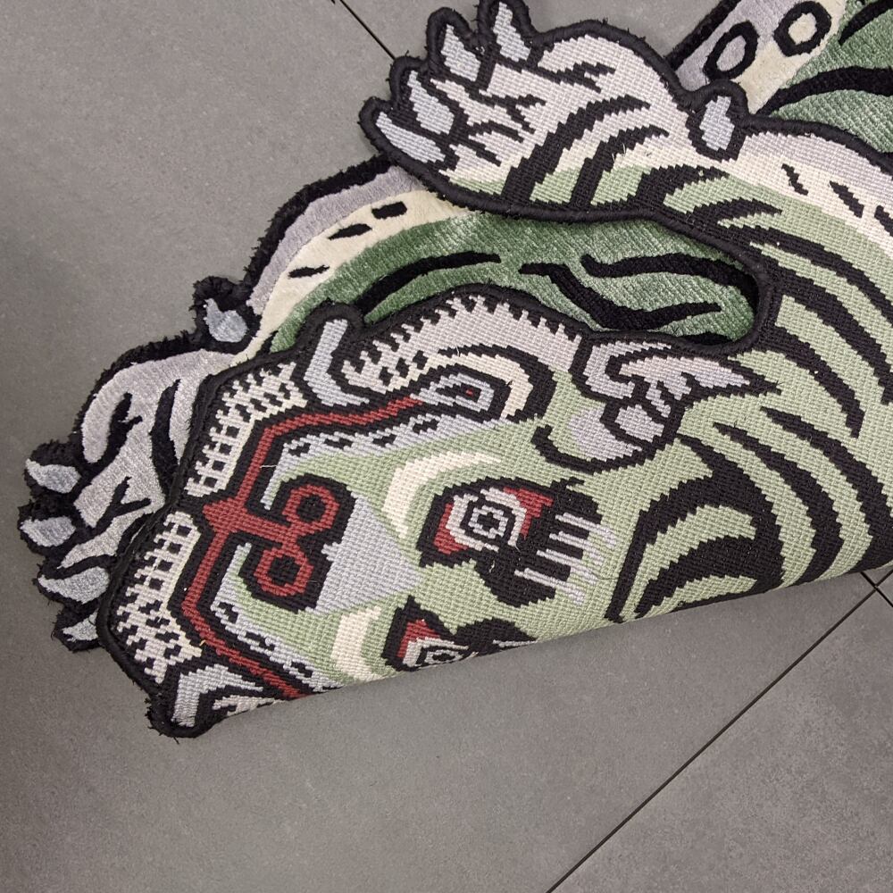 Tibetan Tiger Rug (Sサイズ シルク フォレストグリーン 061) チベタン