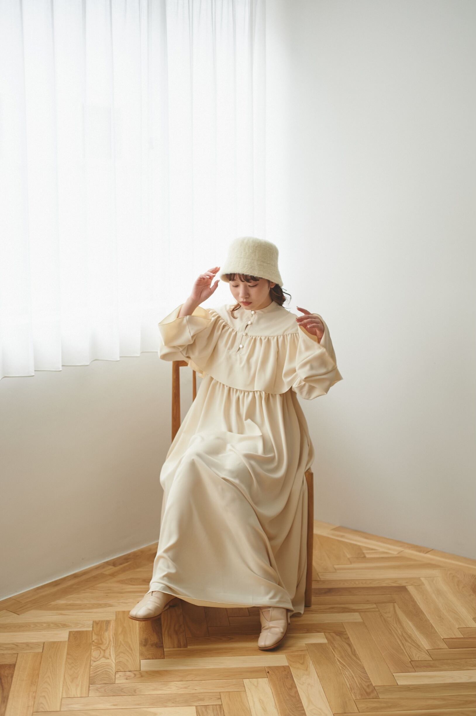 ももた um 2WAYケープワンピース 2WAYケープワンピース | um