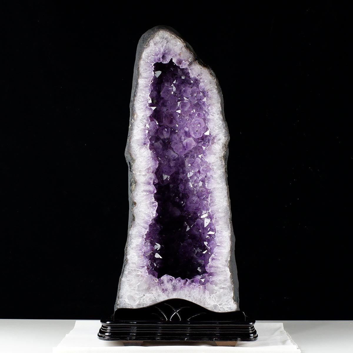 28Kg アメジストドーム ブラジル産 アメジスト ドーム 原石 置物 台座付属 一点物 174-2210