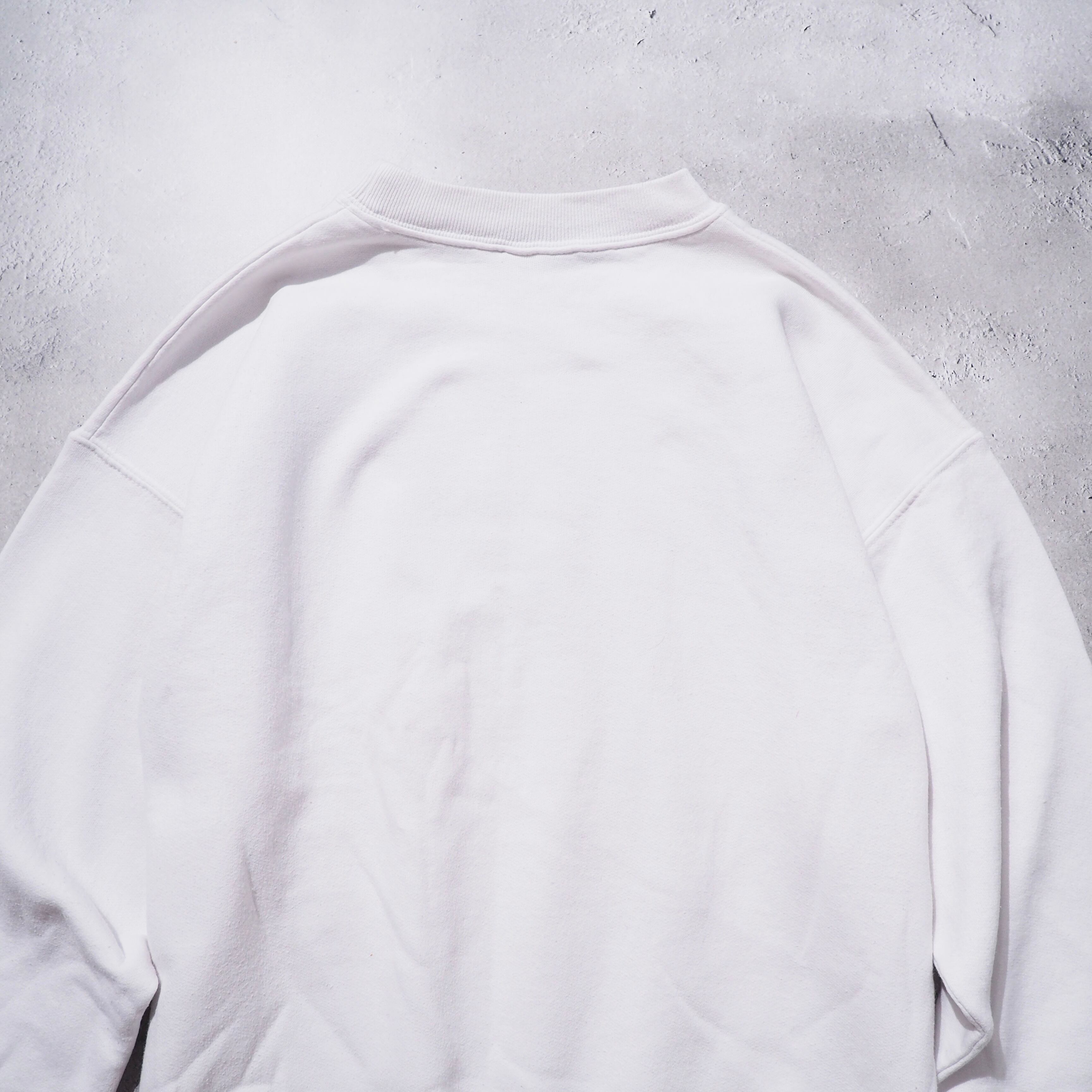 1990s Beautiful Flower printed vintage White sweat shirt