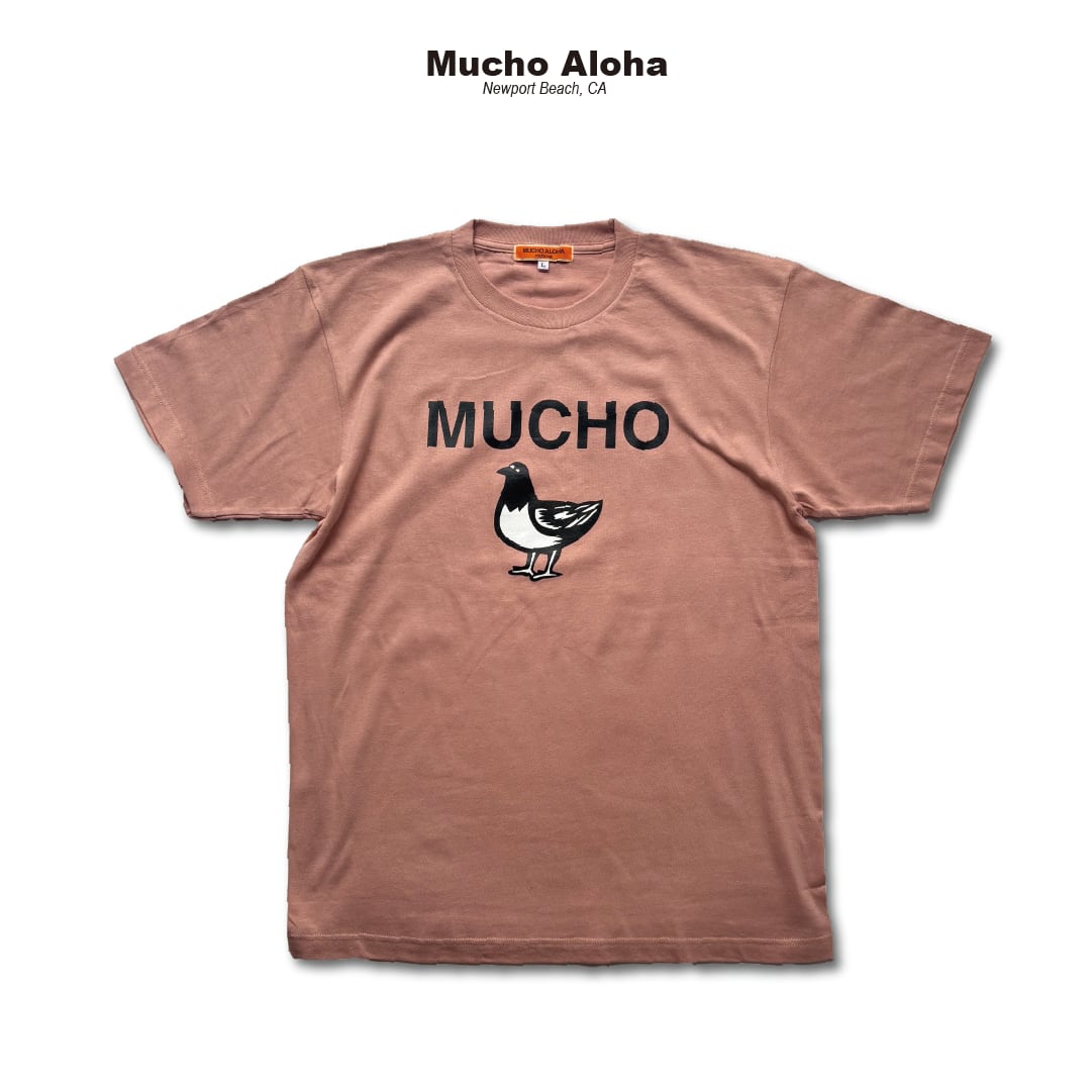 MUCHO ALOHA (ムチョアロハ) MUCHO プリント S/S Tシャツ ピーチ