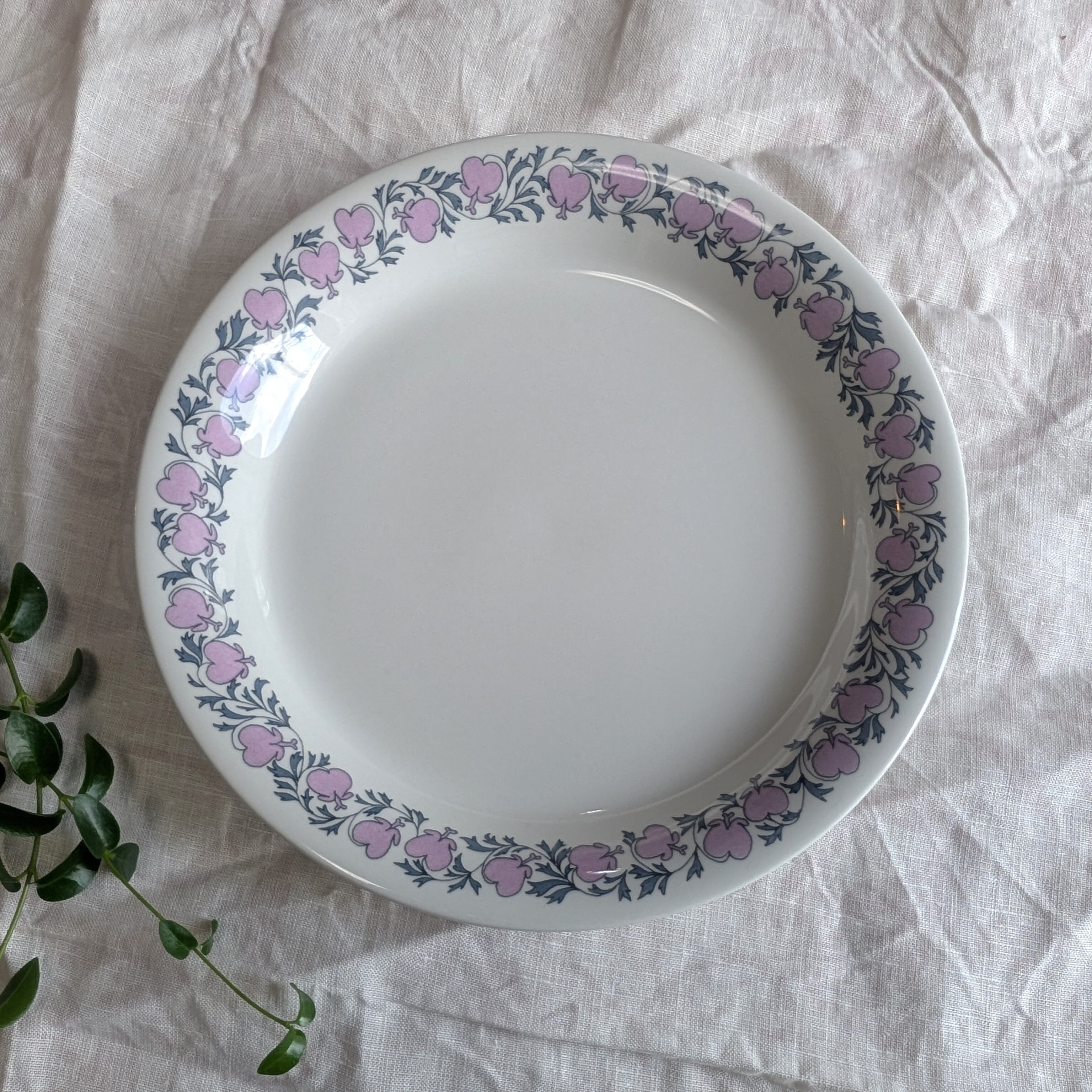 アラビア　サーラ　26cm 大皿 20cm 中皿　3枚セット レトロ アラビア サーラ 26cm 大皿 20cm 中皿 3枚セット レトロ