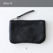 革のフラットポーチS Black