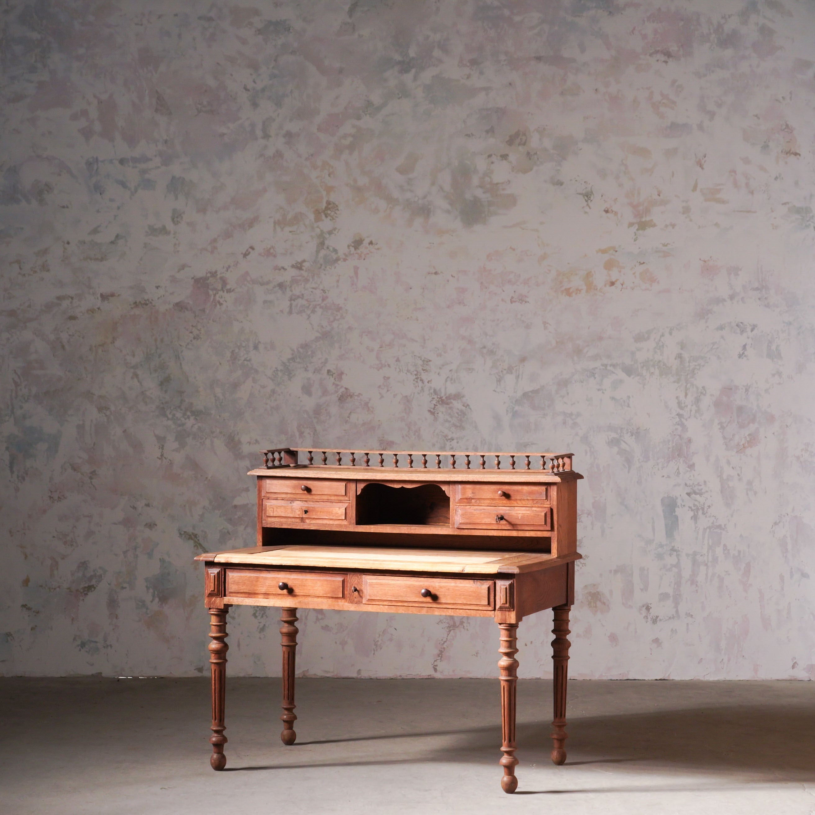 カウンター/テーブル/デスク/勉強机/オーク材/アンティーク/1850年代/フランス家具/ディスプレイ