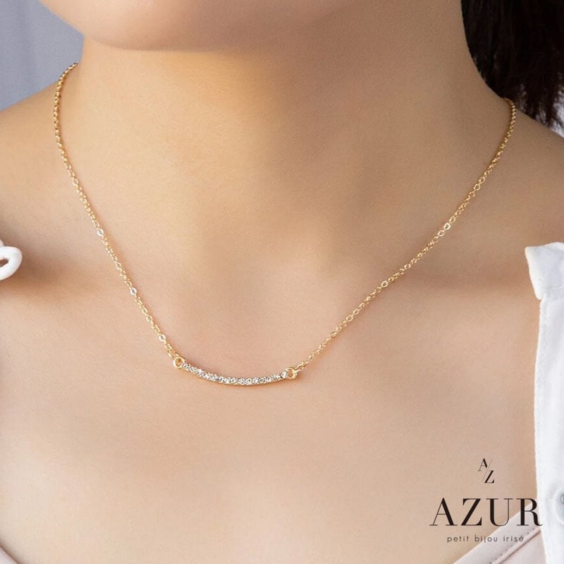 ジルコニアアールネックレス