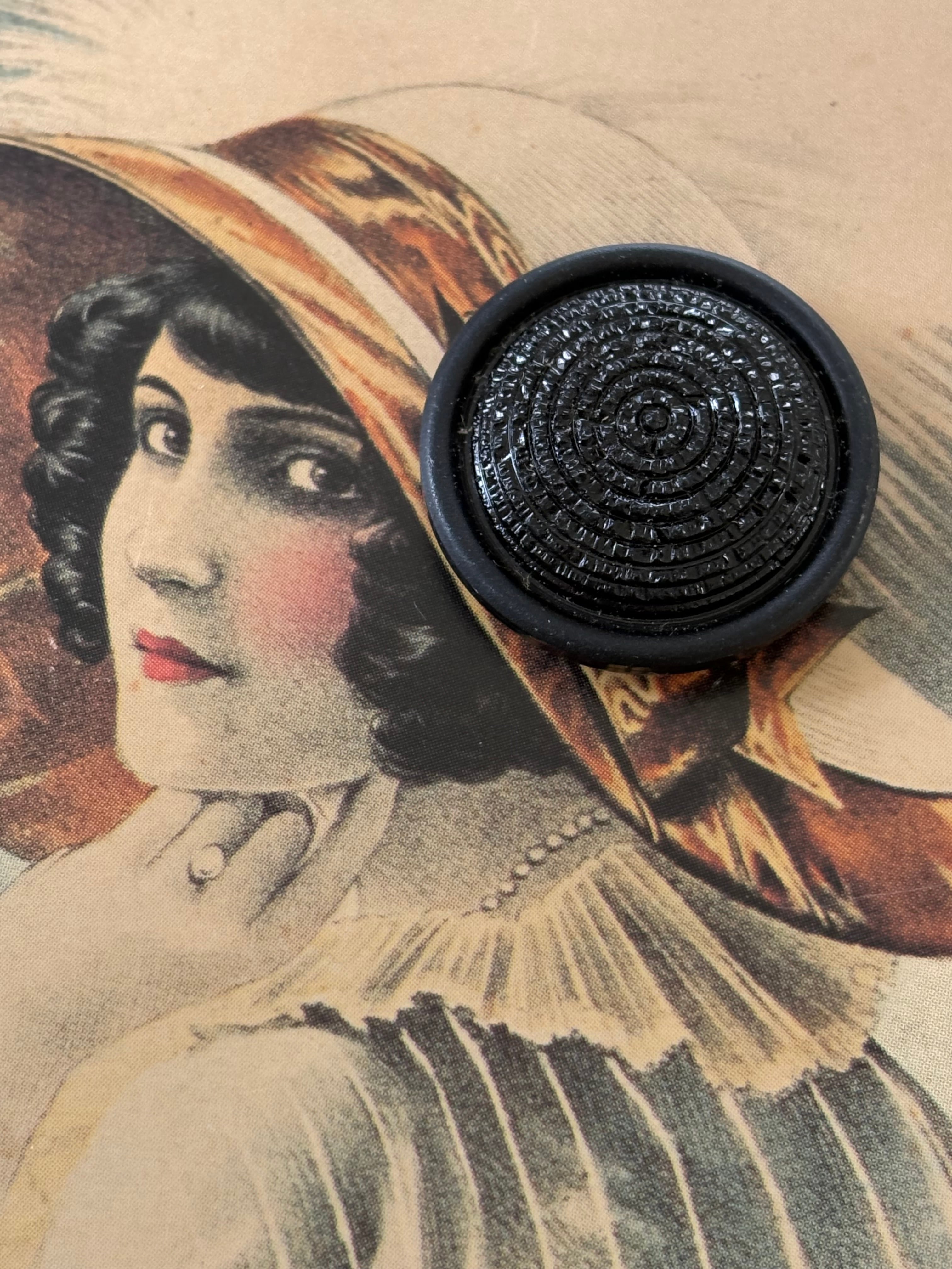 24mm Japanese ヴィンテージボタン コード調 プラスチックボタン ブラック アクセサリーパーツ 装飾材 カルトナージュ