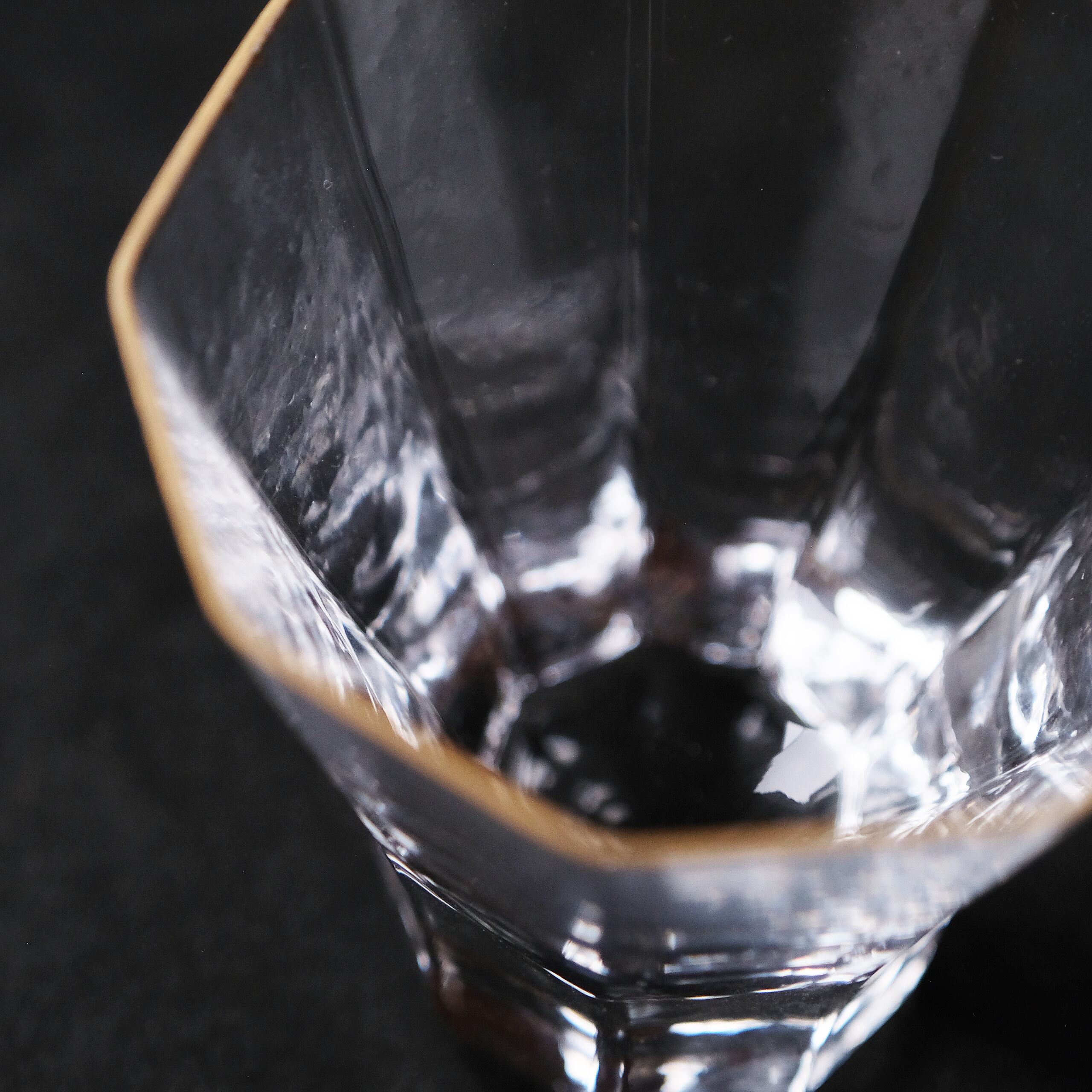 谷口嘉 Yoshimi Taniguchi 金縁九角盃 TG-13 | les trois