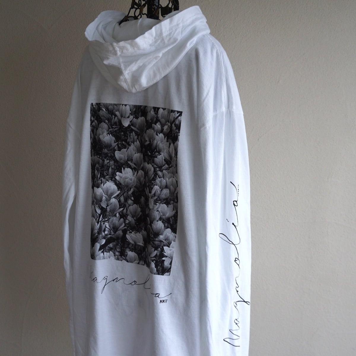 MAGNOLIA "Full Bloom & Sway" HOODED L/S T SHIRT color:WHITE size:S