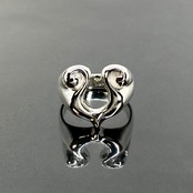RHYTHMIC HORSESHOE RING / リズミックホースシューリング