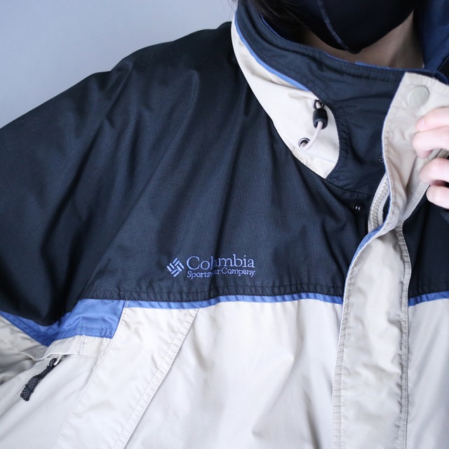 "Columbia" good coloring switching design XXL wide over silhouette mountain parka