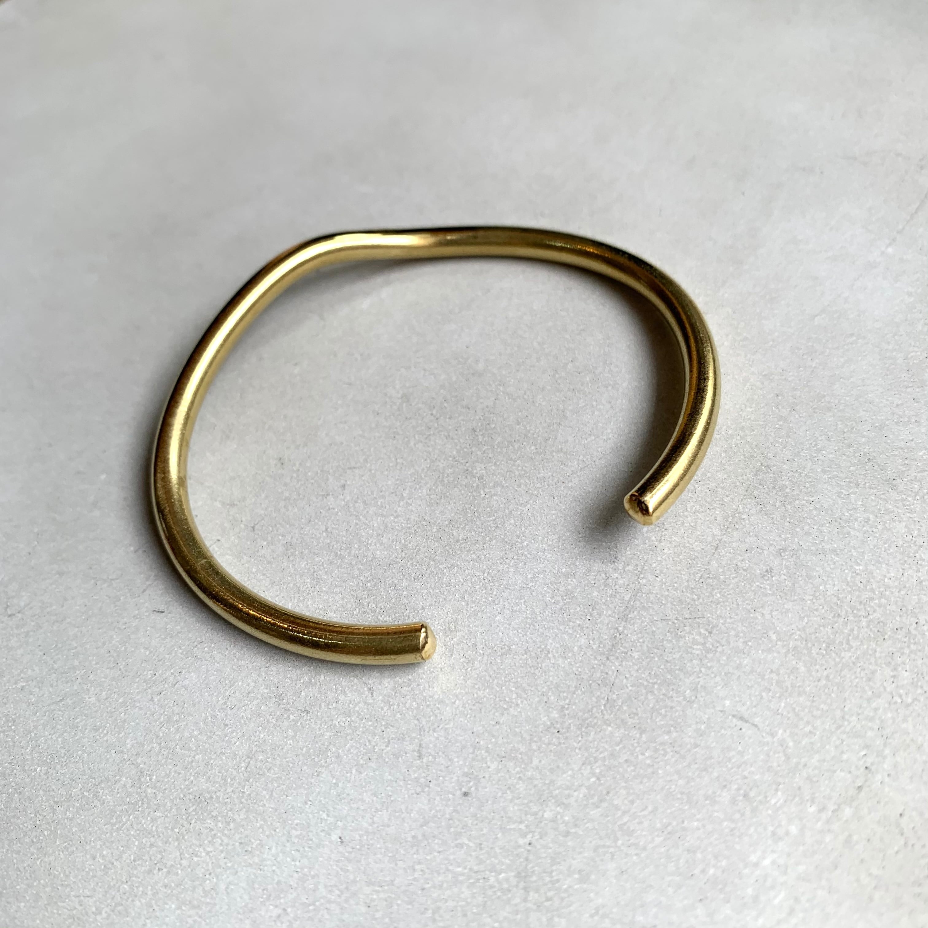 brass＞ coral bangle / round / 3mm | glanta