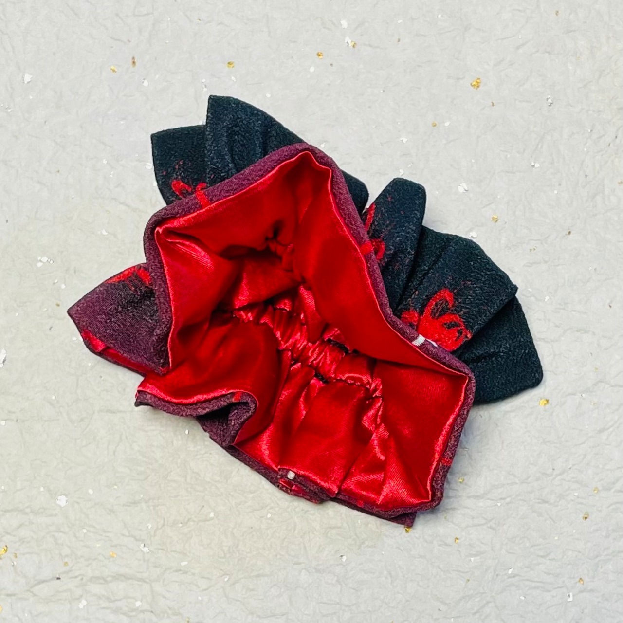 [komagire×Spider Lilyコラボ]彼岸花シュシュ