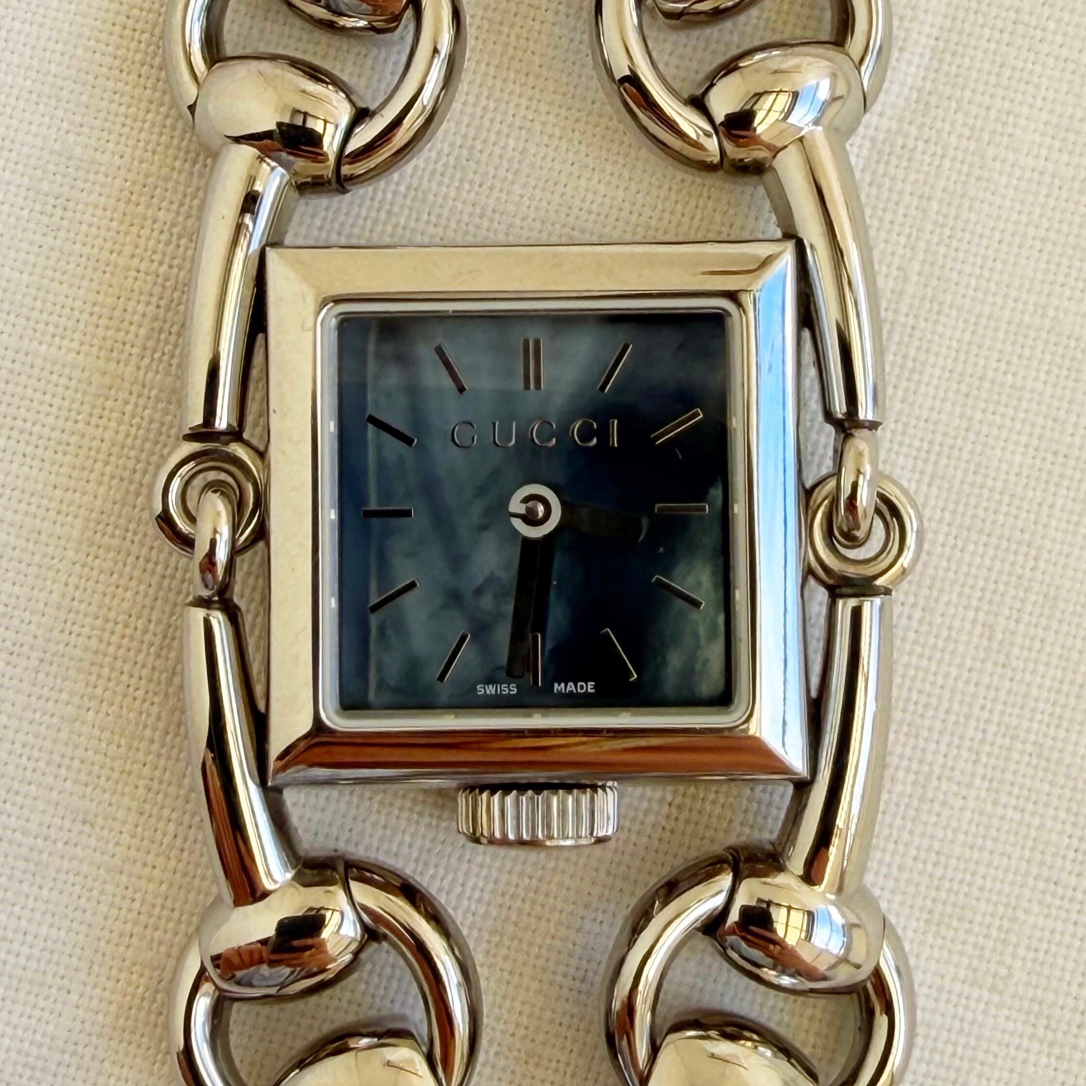 GUCCI shell Dial bit belt watch | TOKYO LAMPOON online shop