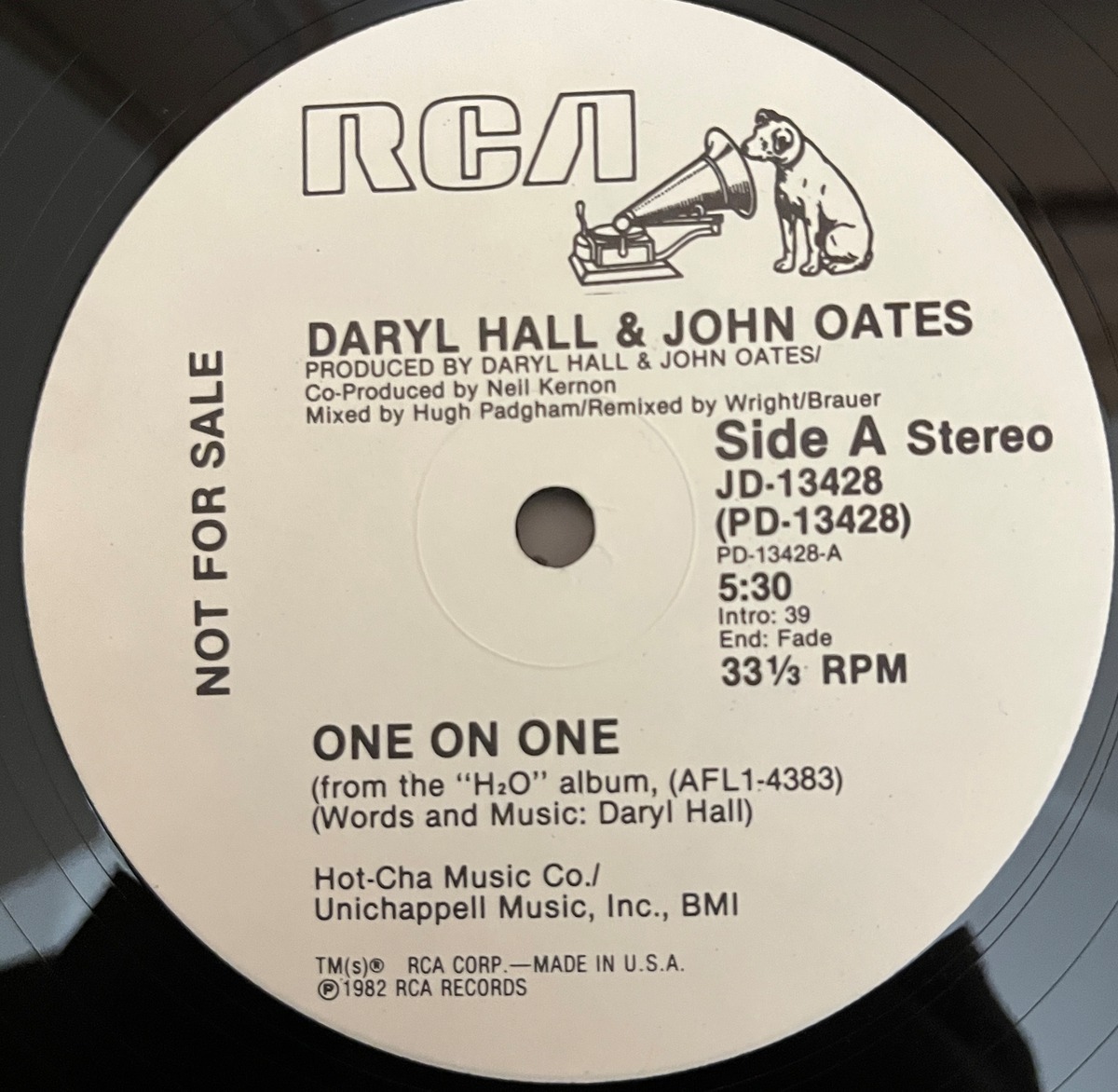 (12") Daryl Hall & John Oates / One On One | soundstoned