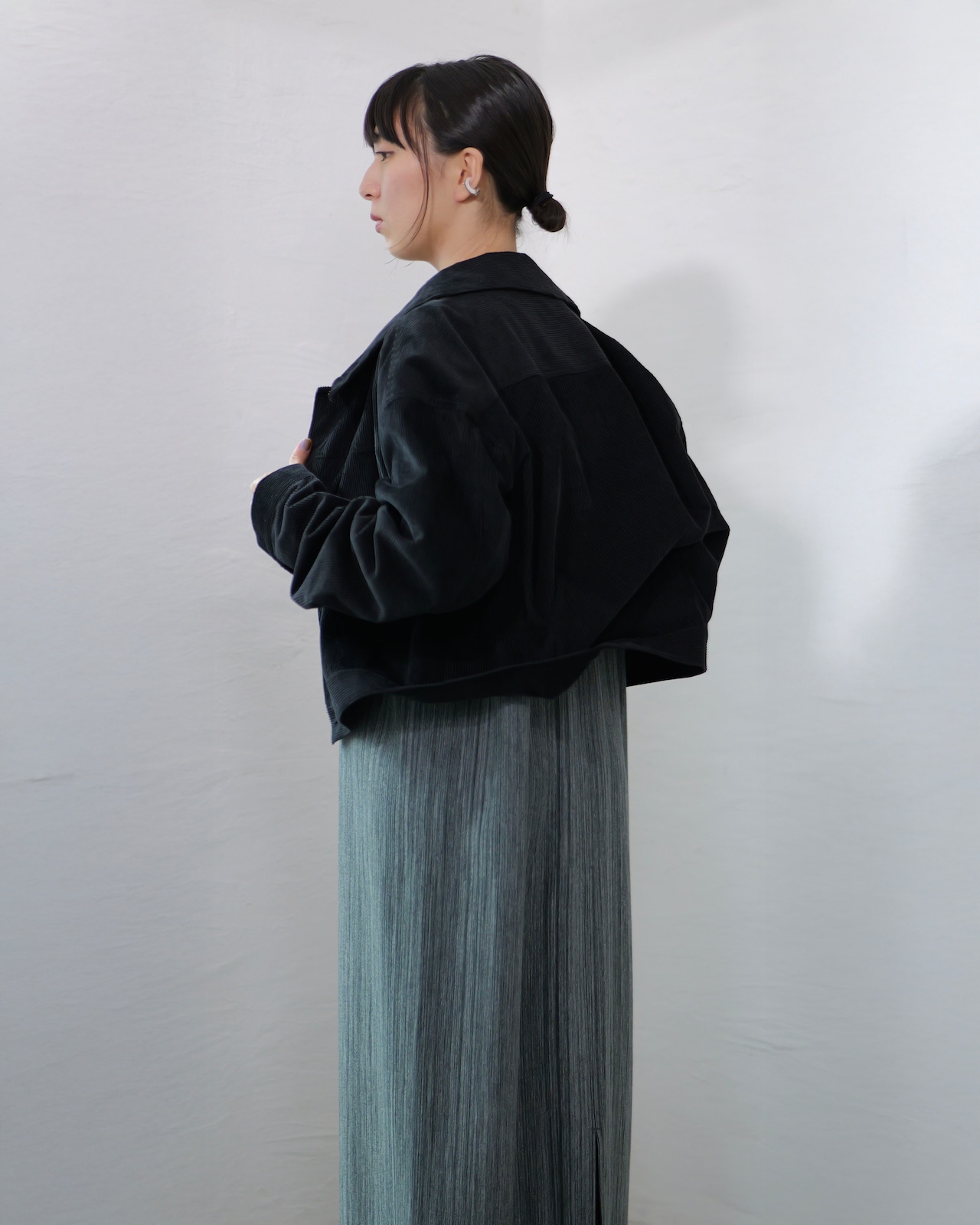 kujaku - J-106 Cropped Corduroy Jacket :Black|広畝コーデュロイ/コットンリネン/硫化染め/クロップド