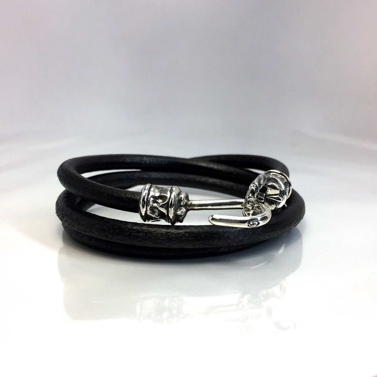 PIPE HOOK [TRIPLE] LEATHER BRACELET / パイプフックトリプルレザーブレスレット