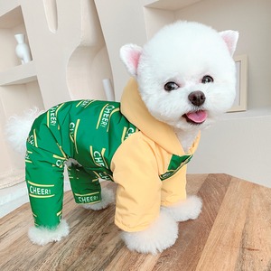 【PET】3色展開英文字柄フード付き4脚タイプ中綿アウター