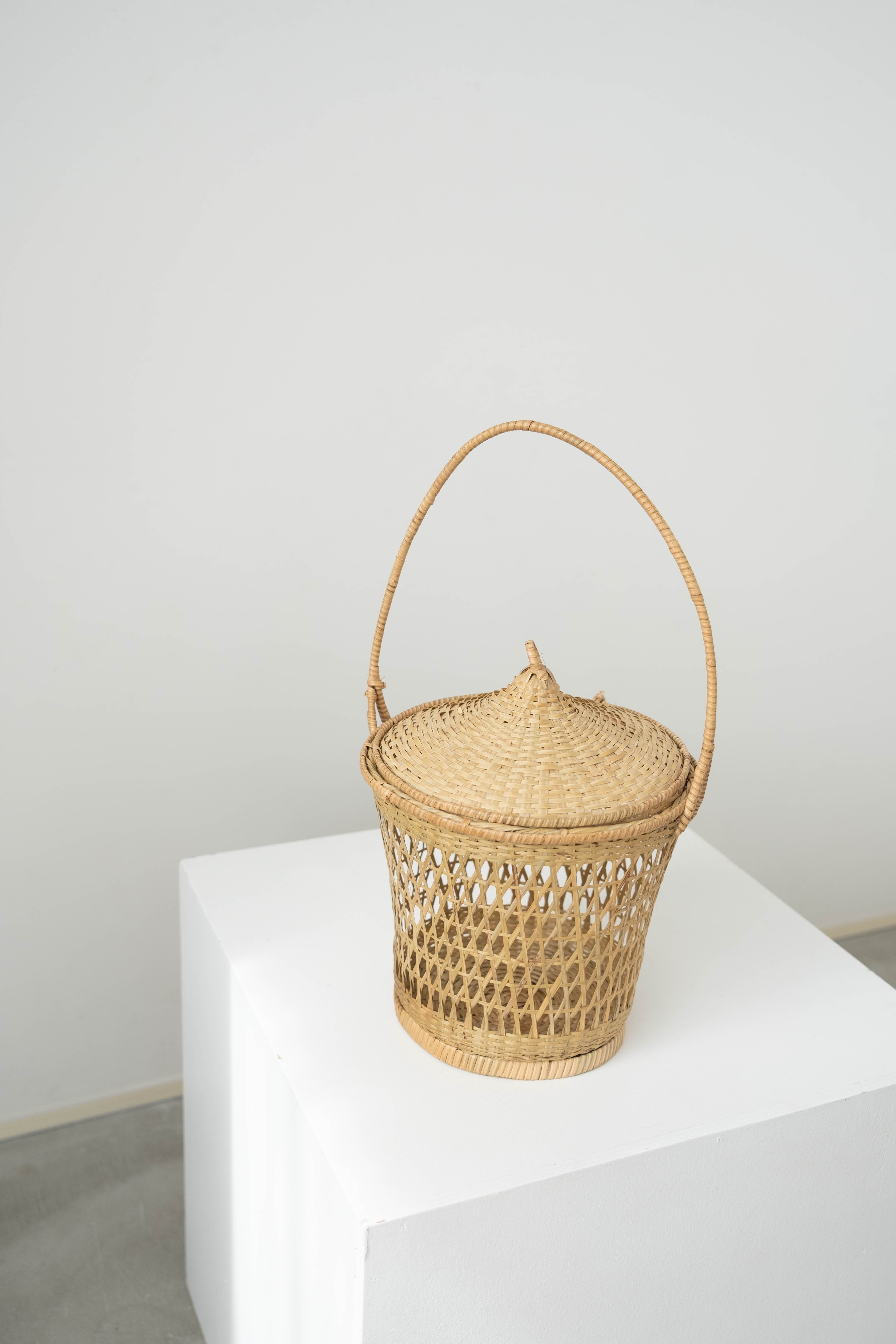 メガラヤ州 取手付き竹細工籠 / Basket | kalah shop