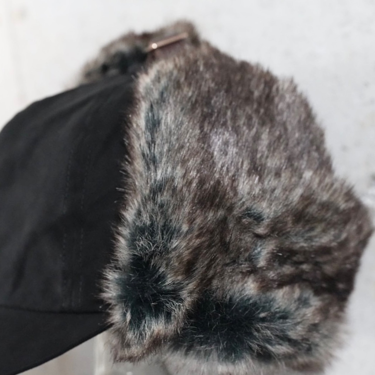 【gifthatオリジナル】SUEDE BOMBER CAP-PC