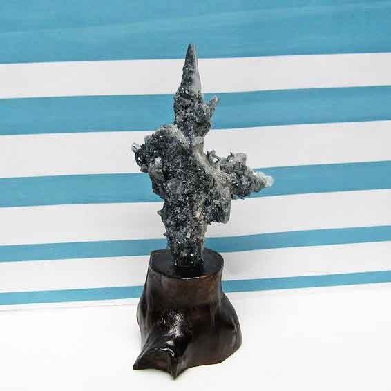 レーザークリスタル クラスター スティブナイト(輝安鉱)入り 172-35