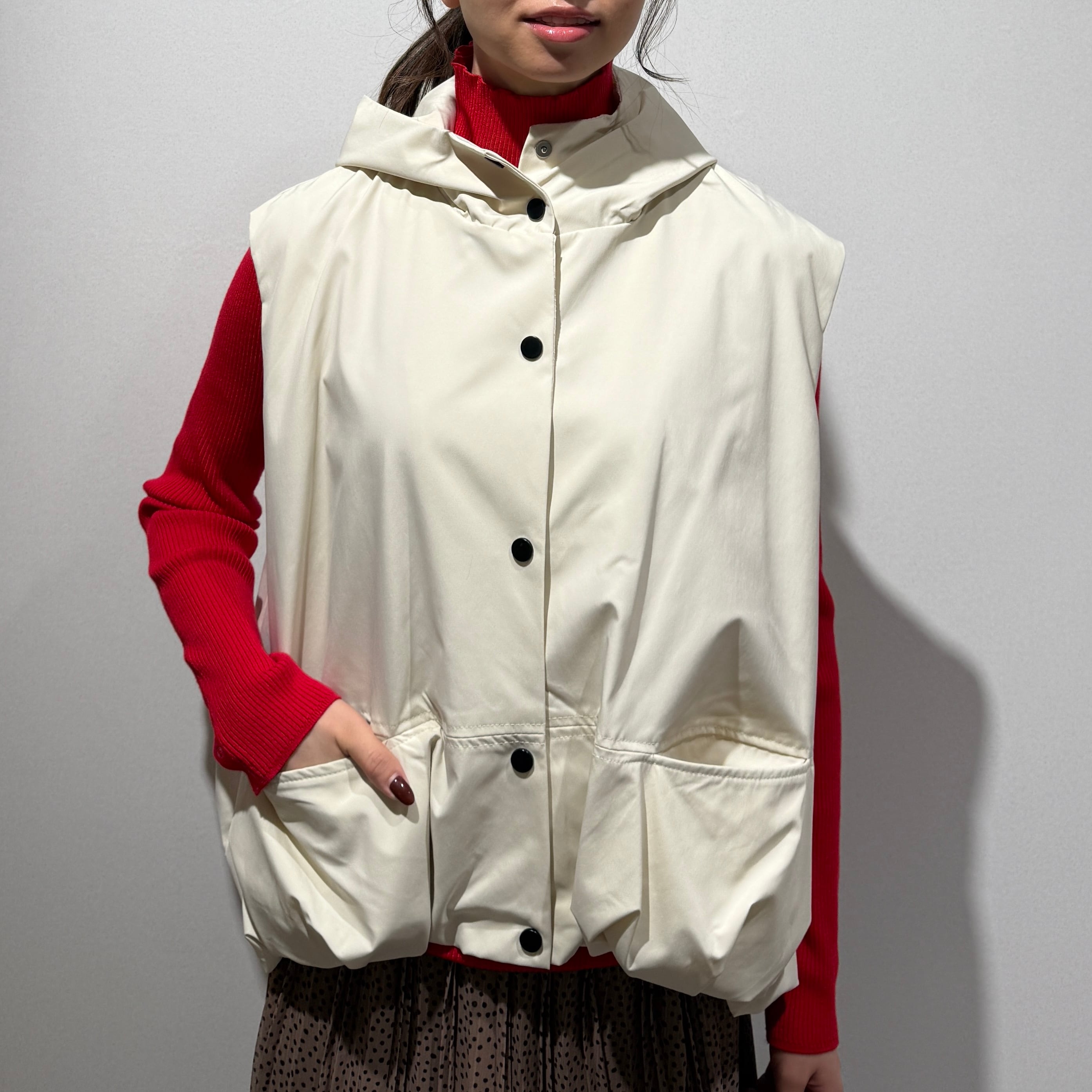 【オンライン・福岡店限定】裾バルーンフード付ノースリーブブルゾン