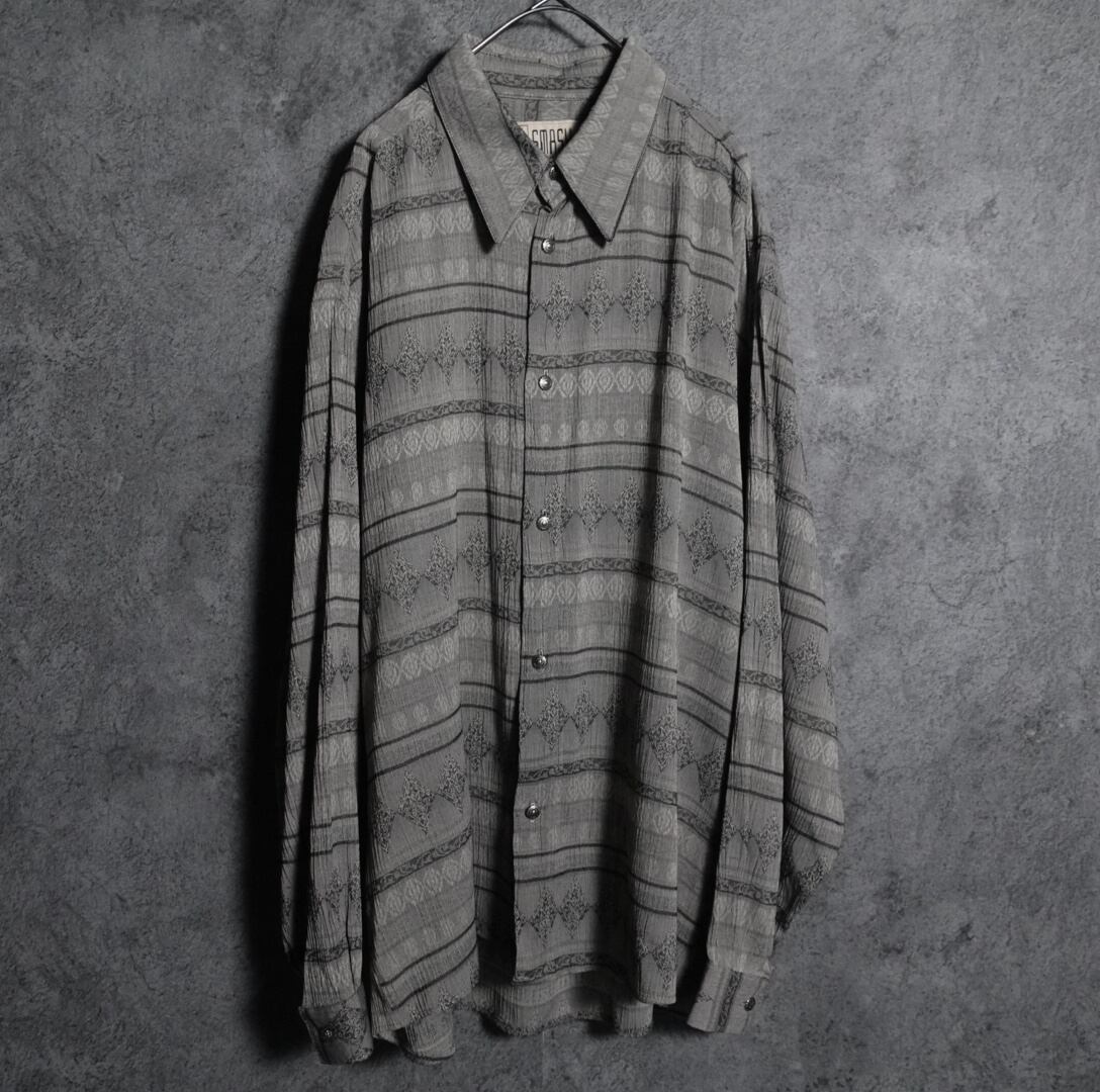 Geometric border pattern shirt