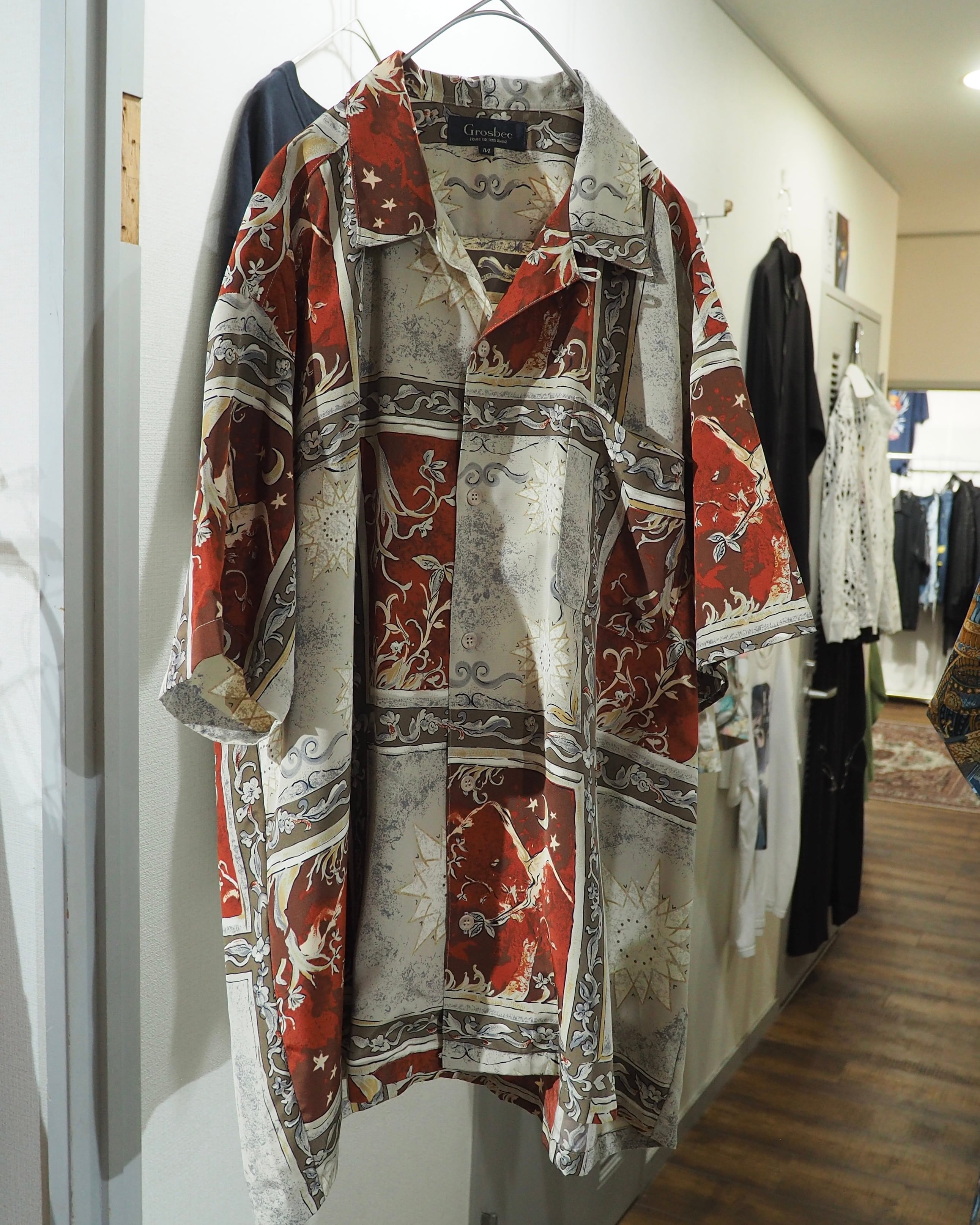 1990s Beautiful Baroque pattern vintage loose SS Open collar Shirt