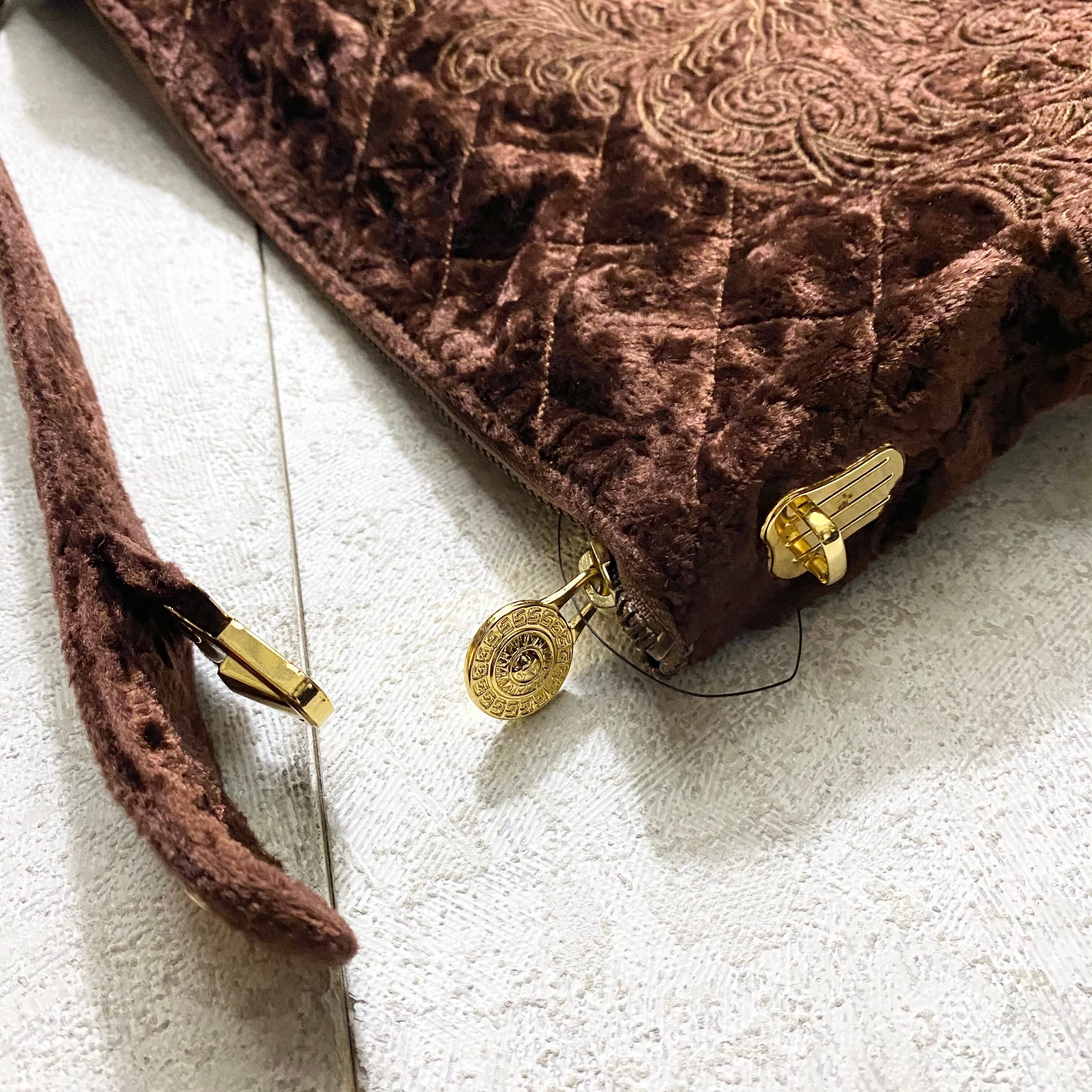 vintage GIANNI VERSACE baroque embroidery quilting velour hand bag 