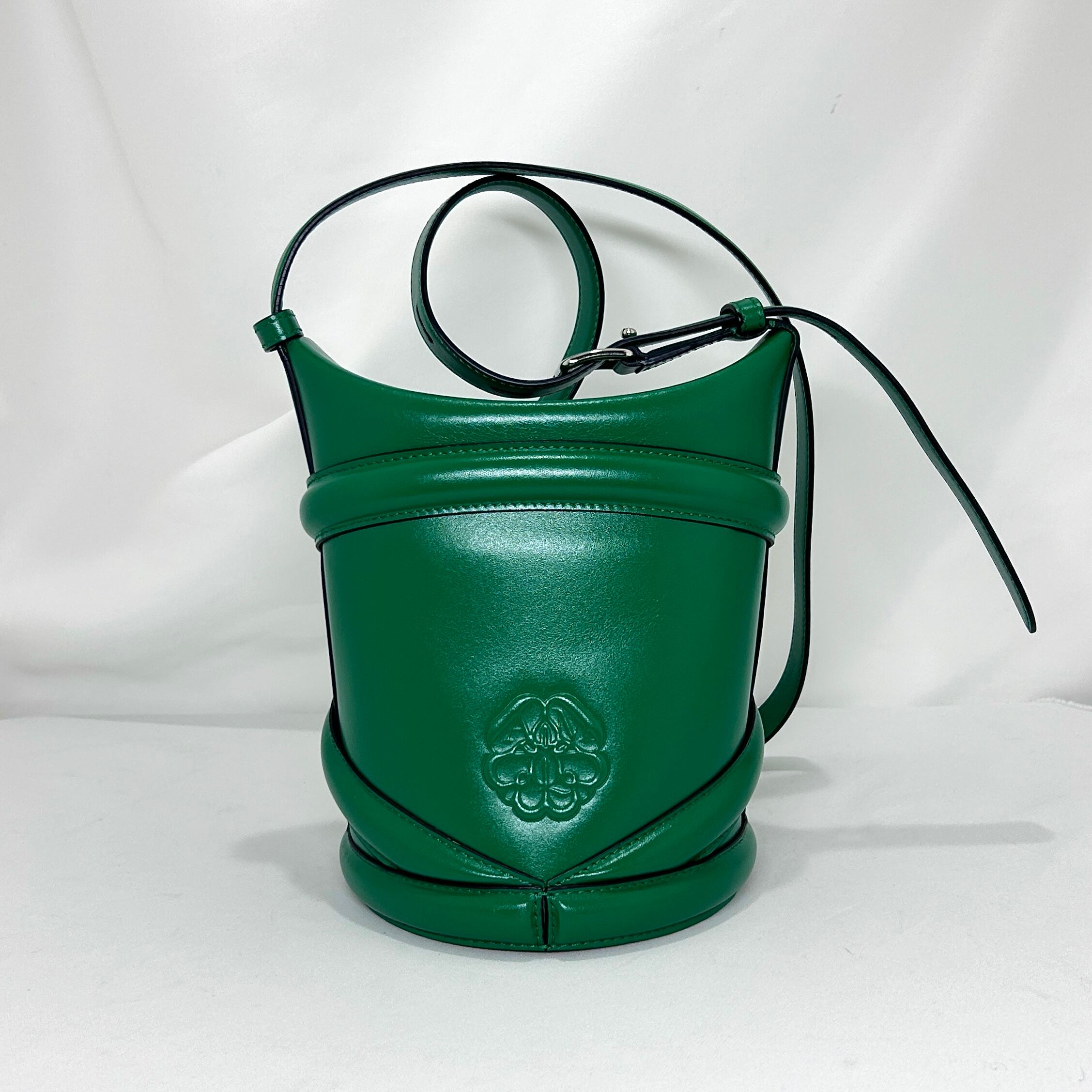 未使用品】Alexander McQueen ザ カーブ ショルダーバッグ レザー  