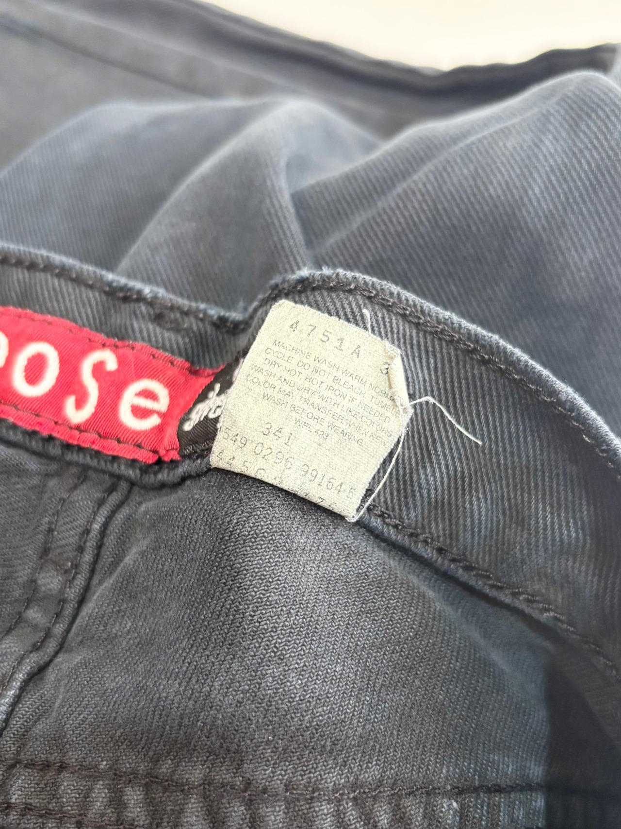90s Levi’s SILVER TAB "LOOSE" BLACK DENIM PANTS MADE IN USA Size W38L30→W37L30