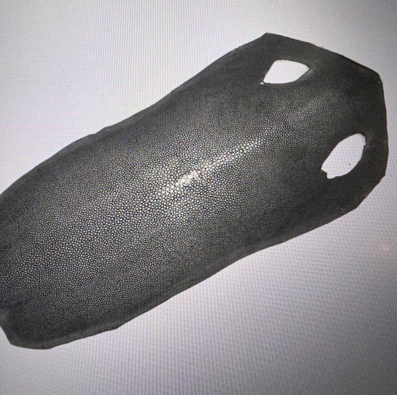 スティングレイ レザークラフト エイ革 ガルーシャ 天然皮革 約41*16 cm 黒 ブラック