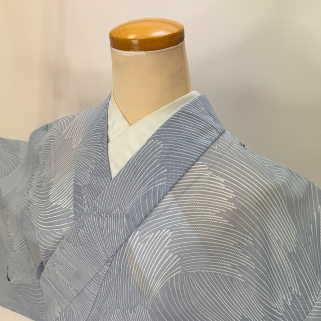 小紋 夏 絽 夏用 洗える着物 裄63.6cm 身丈152.5cm お洒落着 普段着 ポリエステル グレー 美品 S サイズ 5554
