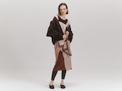 ecopet yarn V-NECK CARDIGAN / BROWN